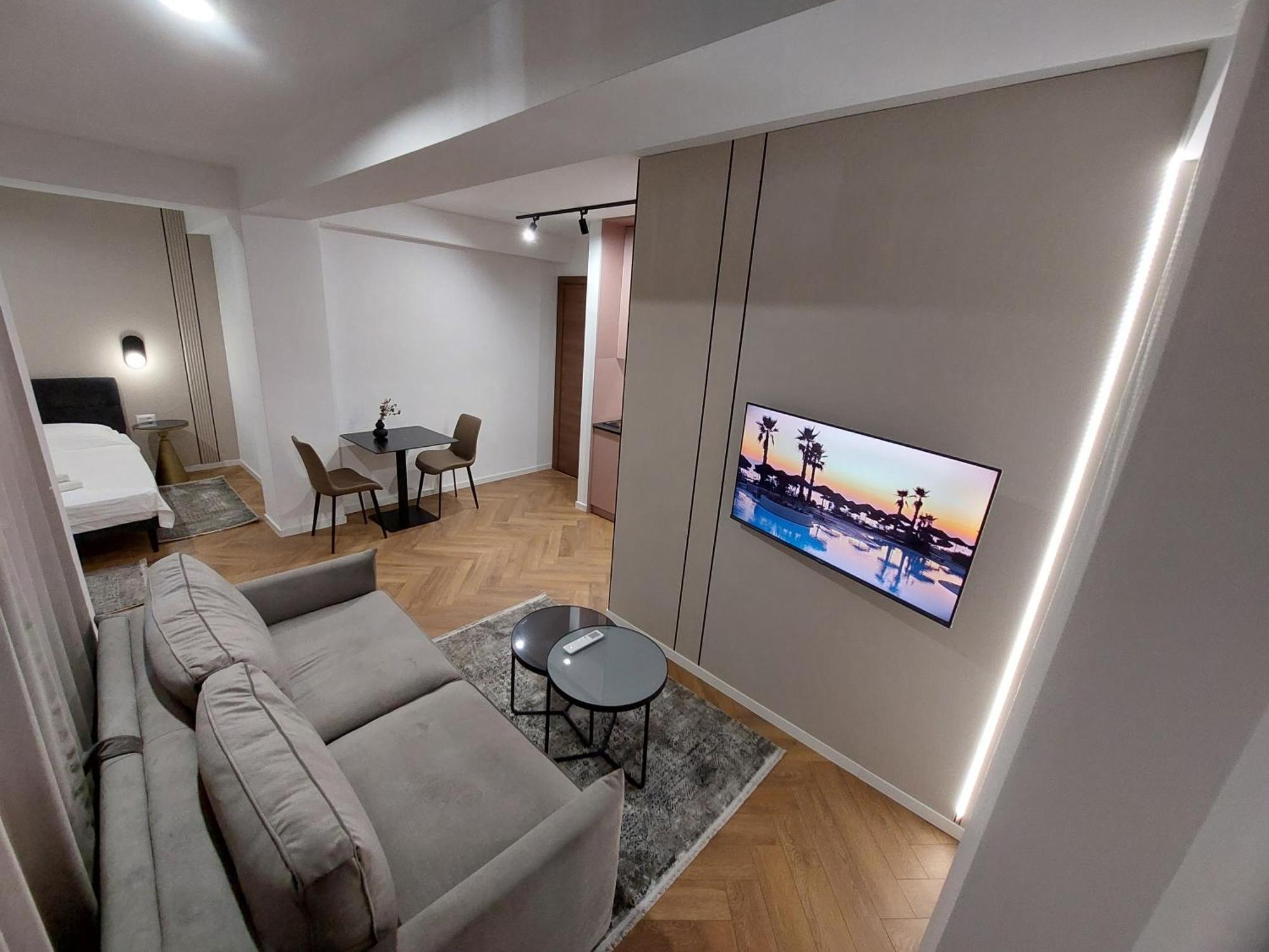 Executive Suites By Modern Living Skopje Exterior photo