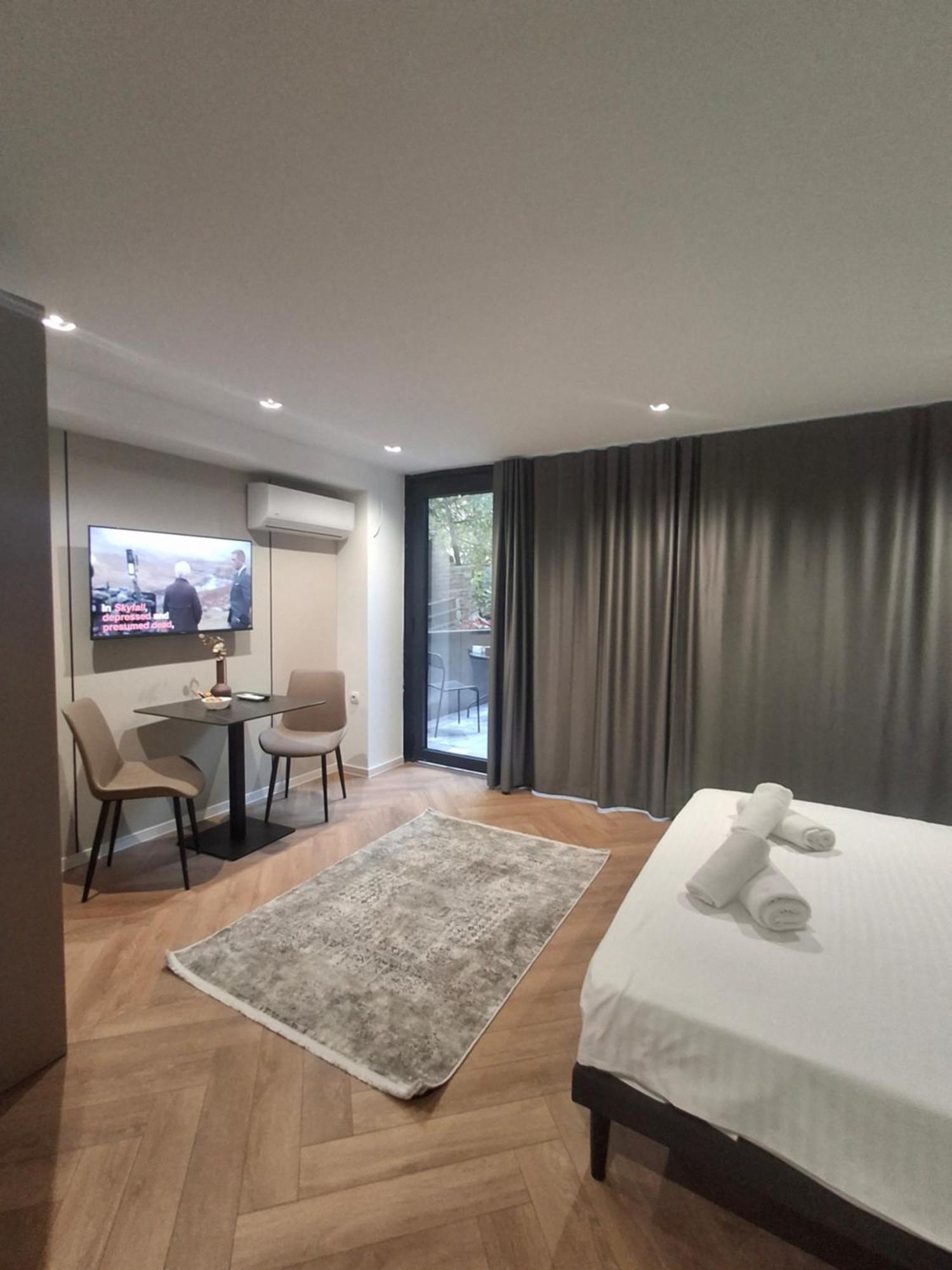 Executive Suites By Modern Living Skopje Exterior photo